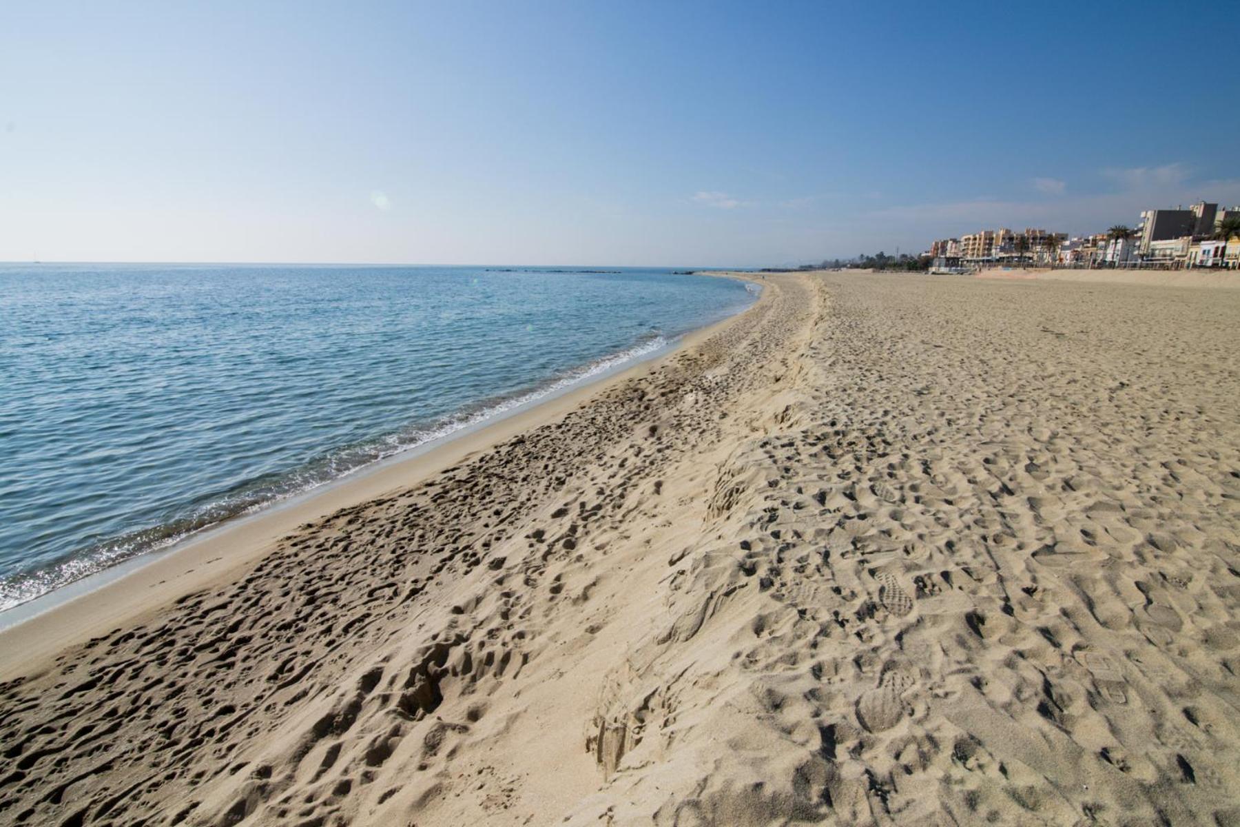 فيلا Cal Padri 1871 Premiá de Mar المظهر الخارجي الصورة